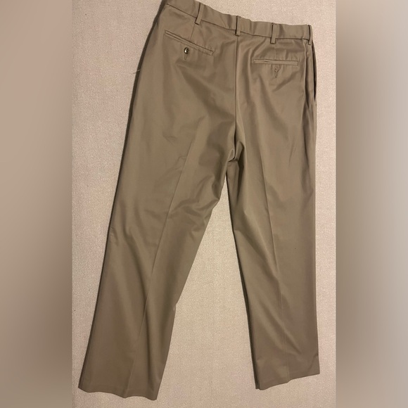 Perry Ellis Portfolio Pants Men's 34x32 Dress Khaki Straight Leg - Picture 2 of 2